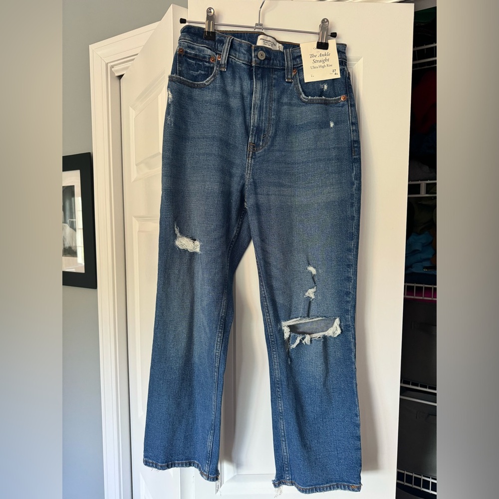 Abercrombie The Ankle Straight Ultra High Rise